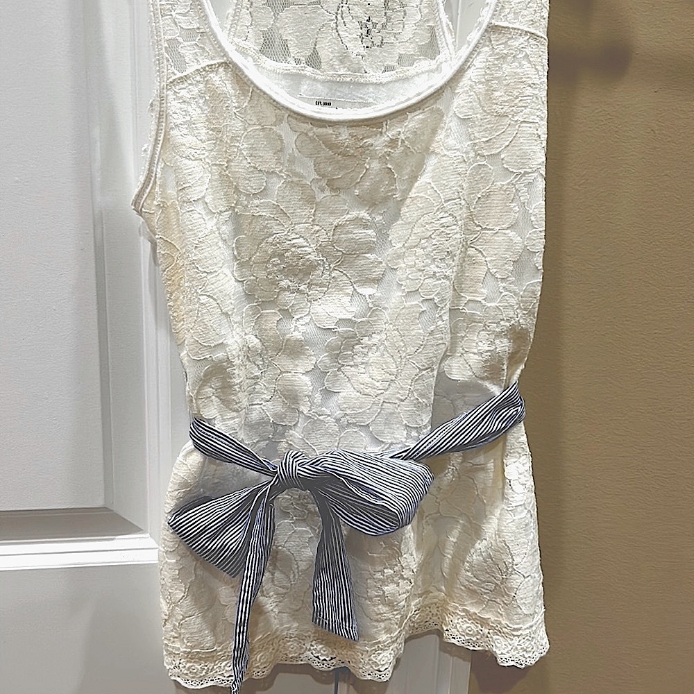So Cute ABERCROMBIE KIDS Girls Top - Picture 2 of 13